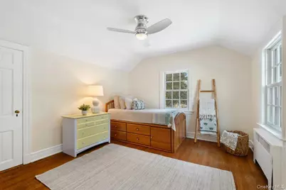 43 Tompkins Road, Scarsdale, NY 10583 - Photo 12