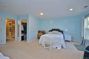 836 Huntington Dr, Fishkill, NY 12524 - Photo 10