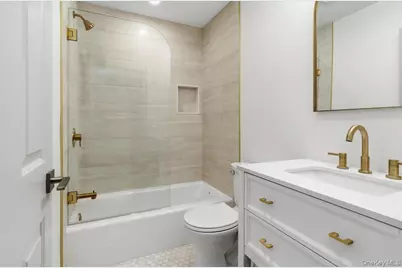 336 2nd Street Street, Greenport, NY 11944 - Photo 8