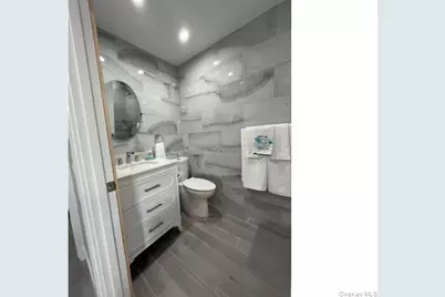 190 Beach 109th Street, Rockaway Park, NY 11694 - Photo 10