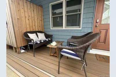 190 Beach 109th Street, Rockaway Park, NY 11694 - Photo 16