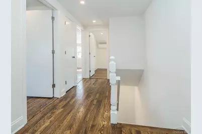 2B Jefferson Court, Roslyn Heights, NY 11577 - Photo 6