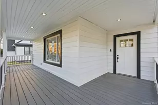 135 Whaley St, Freeport, NY 11520 - Photo 2