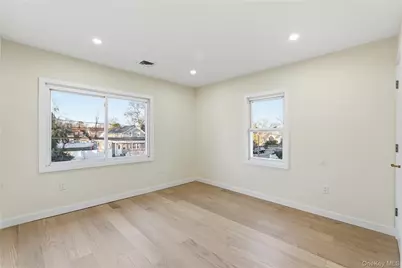 135 Whaley Street, Freeport, NY 11520 - Photo 14