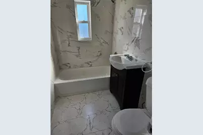 1918 Hunt Avenue, Bronx, NY 10462 - Photo 12