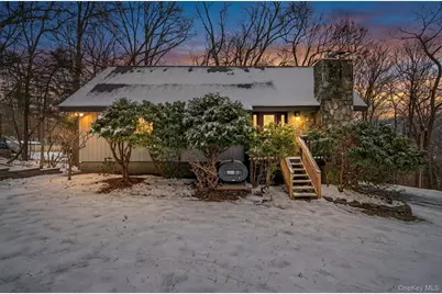 9 Kings Point Lane, Washingtonville, NY 10992 - Photo 2