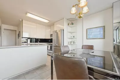 1 Bay Club Drive #6V, Bayside, NY 11360 - Photo 8