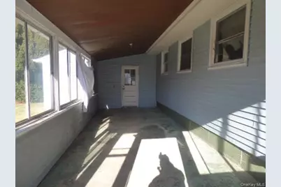 35 Gardner Avenue, Hicksville, NY 11801 - Photo 4