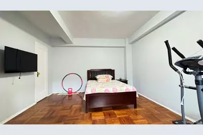 2220 E Tremont Avenue #5G, Bronx, NY 10462 - Photo 4