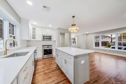 2929 Yale Place, Baldwin, NY 11510 - Photo 18