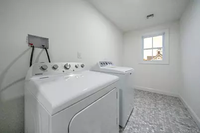 2929 Yale Place, Baldwin, NY 11510 - Photo 32