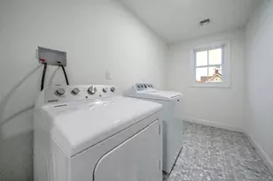 2929 Yale Pl, Baldwin, NY 11510 - Photo 32