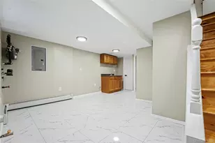 94-42 113th St, Richmond Hill, NY 11419 - Photo 18