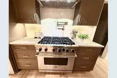 3 Narkin Court, Hicksville, NY 11801 - Photo 6