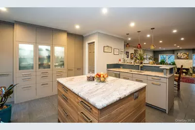 3056 Independence Avenue, Bronx, NY 10463 - Photo 8