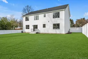 40 N Woodhull Rd, Huntington, NY 11743 - Photo 26