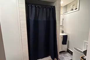 1039 Calhoun Ave, Bronx, NY 10465 - Photo 16