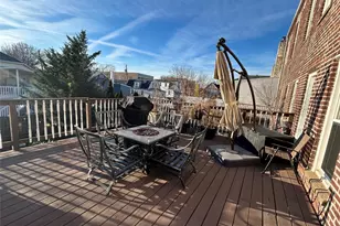 1039 Calhoun Ave, Bronx, NY 10465 - Photo 18