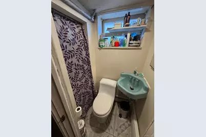11715 200th Street, Saint Albans, NY 11412 - Photo 16