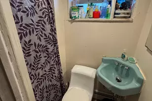 117-15 200th St, Saint Albans, NY 11412 - Photo 16