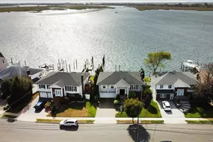 3106 Clubhouse Rd, Merrick, NY 11566 - Photo 4