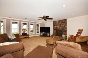 3106 Clubhouse Rd, Merrick, NY 11566 - Photo 14