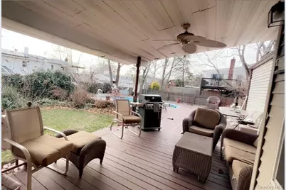 10 Fountain Avenue, Selden, NY 11784 - Photo 8