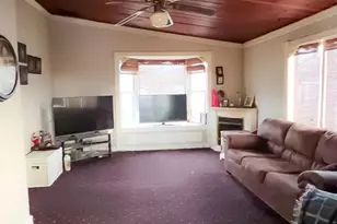 10 Fountain Ave, Selden, NY 11784 - Photo 6