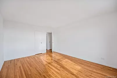 3425 150th Pl #4D, Flushing, NY 11354 - Photo 18
