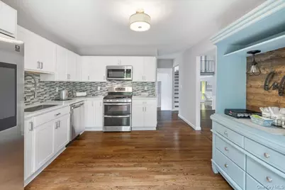 107 Tennyson Drive, Nanuet, NY 10954 - Photo 10