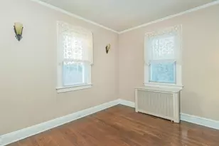 119 Cross St, Locust Valley, NY 11560 - Photo 14