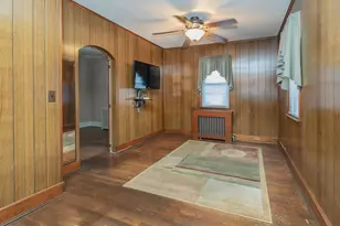 119 Cross St, Locust Valley, NY 11560 - Photo 12