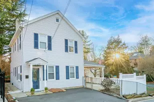 119 Cross St, Locust Valley, NY 11560 - Photo 2