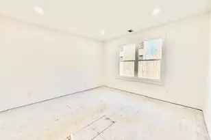 71 Palmetto Dr, Shirley, NY 11967 - Photo 22