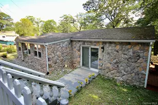 2 Diane Ct, Greenwood Lake, NY 10925 - Photo 2