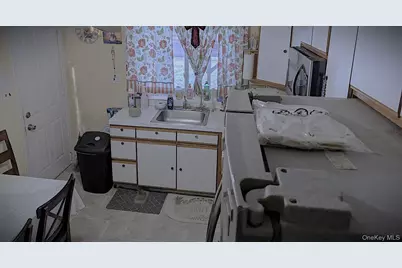 132 8th Street, Brentwood, NY 11717 - Photo 8