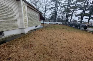 132 8th St, Brentwood, NY 11717 - Photo 20