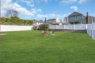 247 Division Ave, Massapequa, NY 11758 - Photo 22