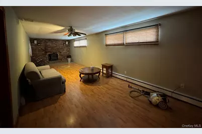 41 Broadway, Shirley, NY 11967 - Photo 10