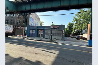 10438 Jamaica Avenue, Richmond Hill, NY 11418 - Photo 2