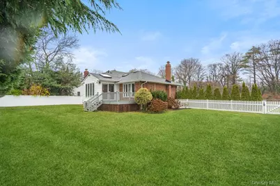 15 Morris Drive, Syosset, NY 11791 - Photo 28