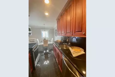 234 River Avenue #10, Patchogue, NY 11772 - Photo 2