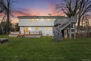 30 Half Mile Rd, Middle Island, NY 11953 - Photo 10