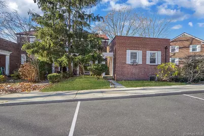 144-66 Village Road #75D, Briarwood, NY 11435 - Photo 2