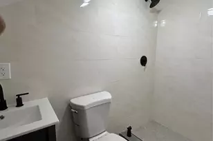 110-33 178th St, Jamaica, NY 11433 - Photo 6