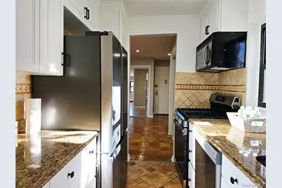 2261 Palmer Avenue #3C, New Rochelle, NY 10801 - Photo 2