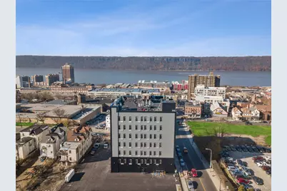 70A Ashburton Avenue #5B, Yonkers, NY 10701 - Photo 2