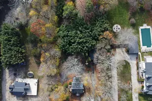 78 Bay Ave W, Hampton Bays, NY 11946 - Photo 4