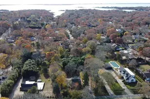 78 Bay Ave W, Hampton Bays, NY 11946 - Photo 6