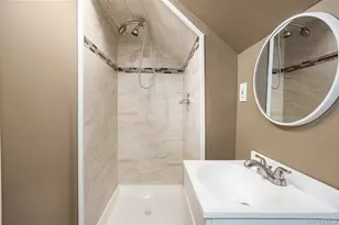 4 Walnut St, Poughkeepsie, NY 12601 - Photo 14